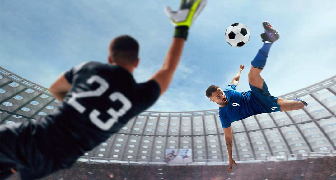 Jugador de futbol a punto de anotar un hat trick